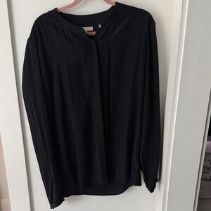 Banana Republic Black Pleated Blouse